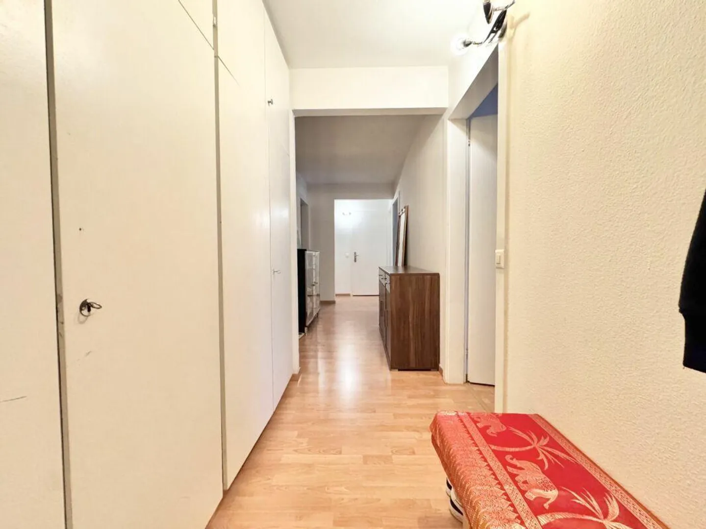 Camera in appartamento condiviso a Baar (Zug) | Minimo 12 mesi (Ideale per espatriati) - Foto 6 di 6