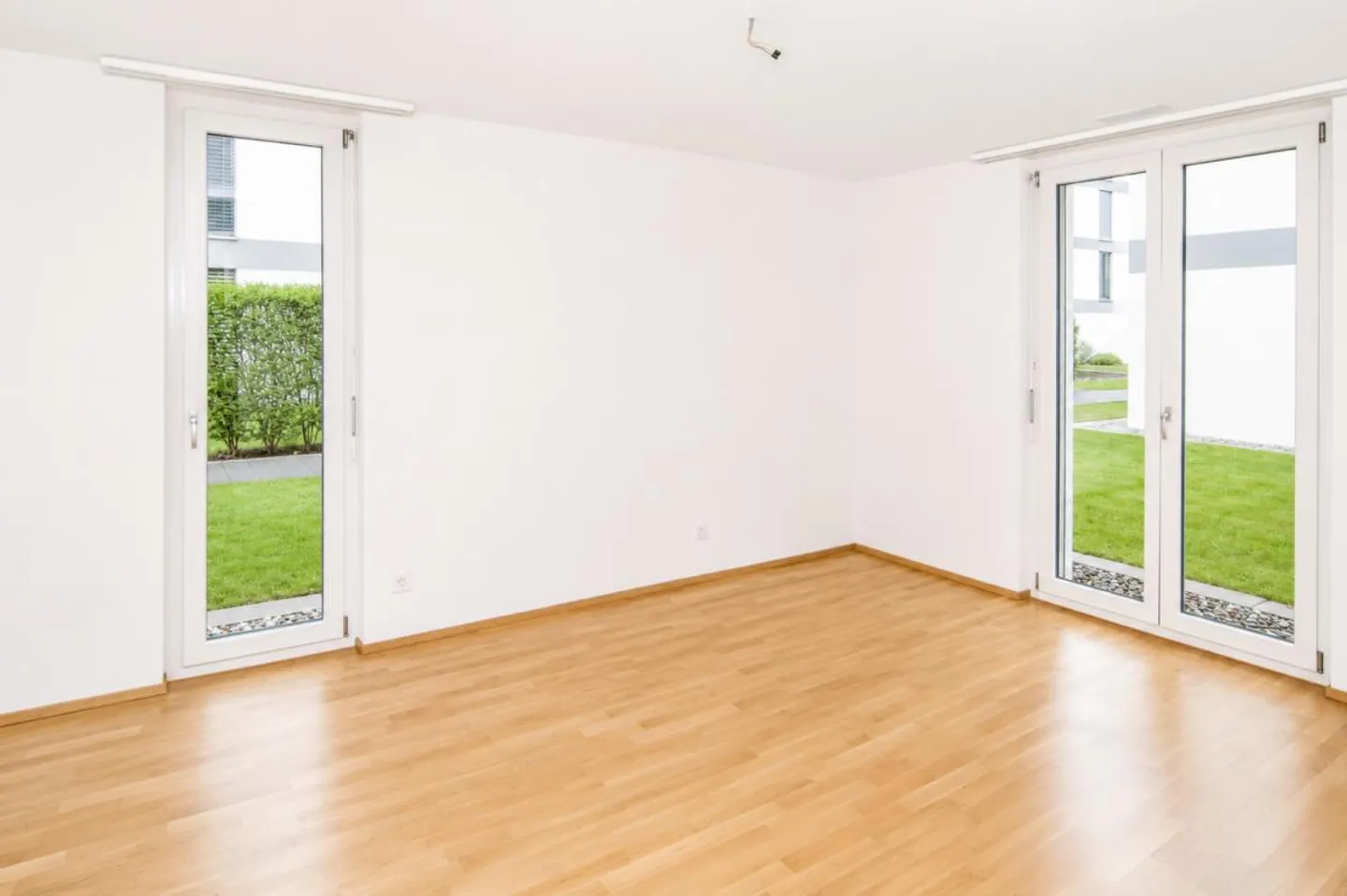 Appartement de jardin ensoleillé - Photo 4 sur 8