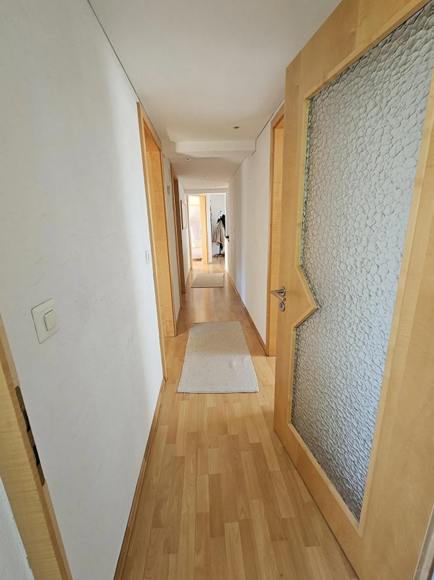 Appartement spacieux de 4 ½ pièces dans un ancien bâtiment avec charme, lumineux, 2 terrasses - Photo 5 sur 20