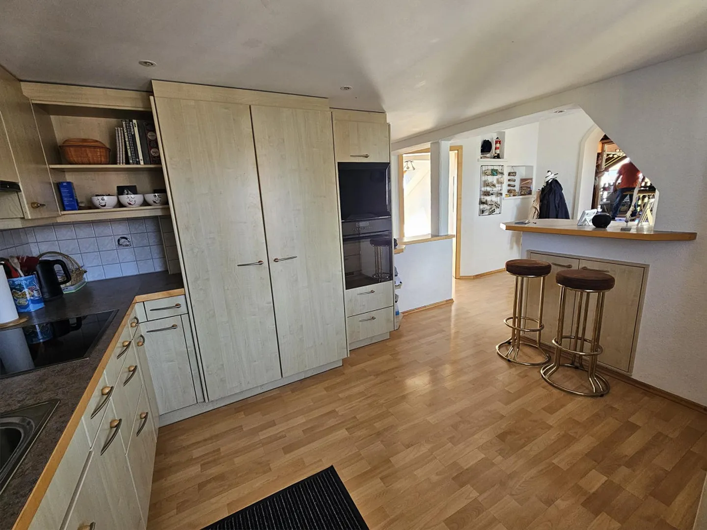 Appartement spacieux de 4 ½ pièces dans un ancien bâtiment avec charme, lumineux, 2 terrasses - Photo 2 sur 20