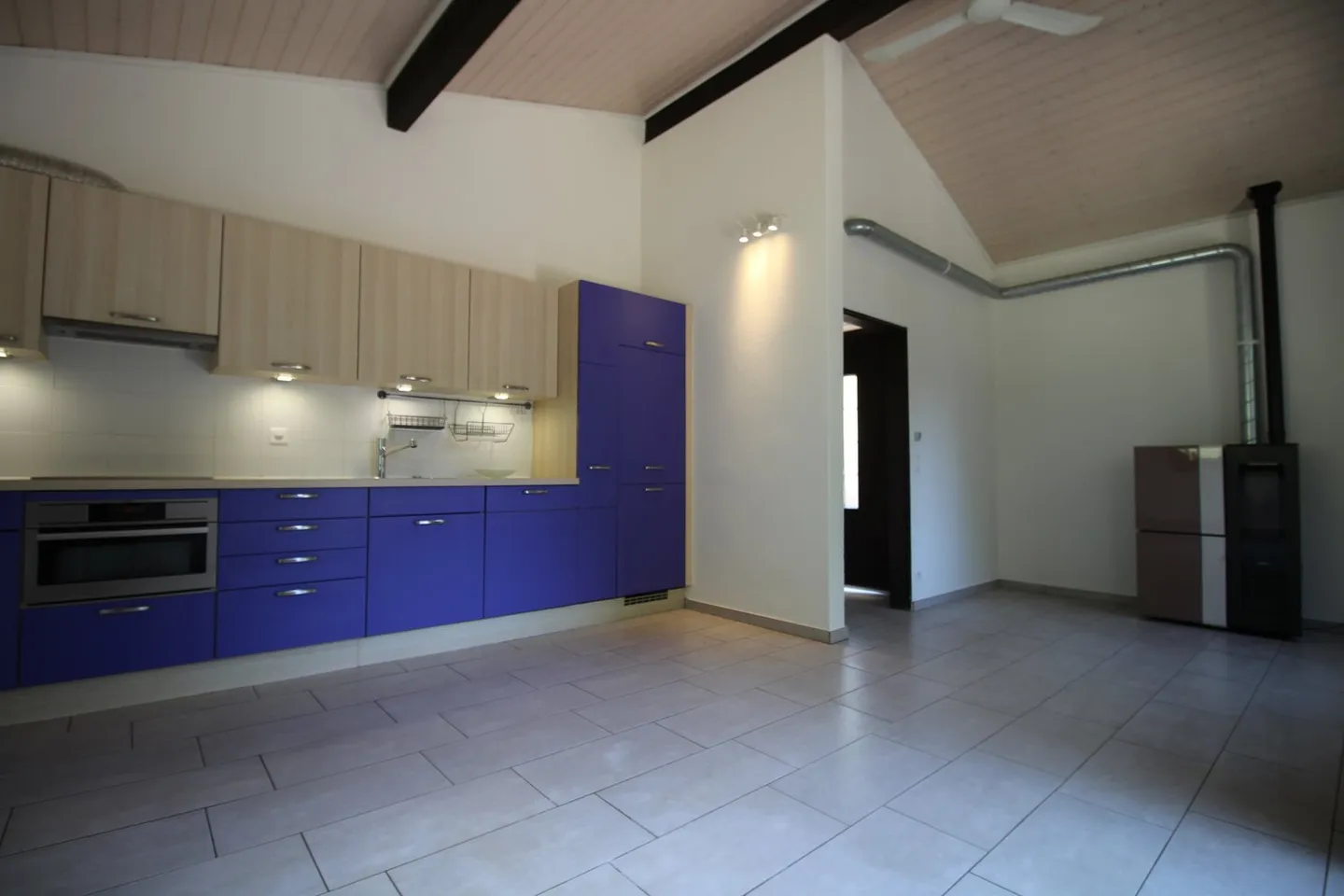 VALCOLLA - MAISON INDIVIDUELLE PARTIELLEMENT MEUBLÉE À VENDRE - Photo 6 sur 9