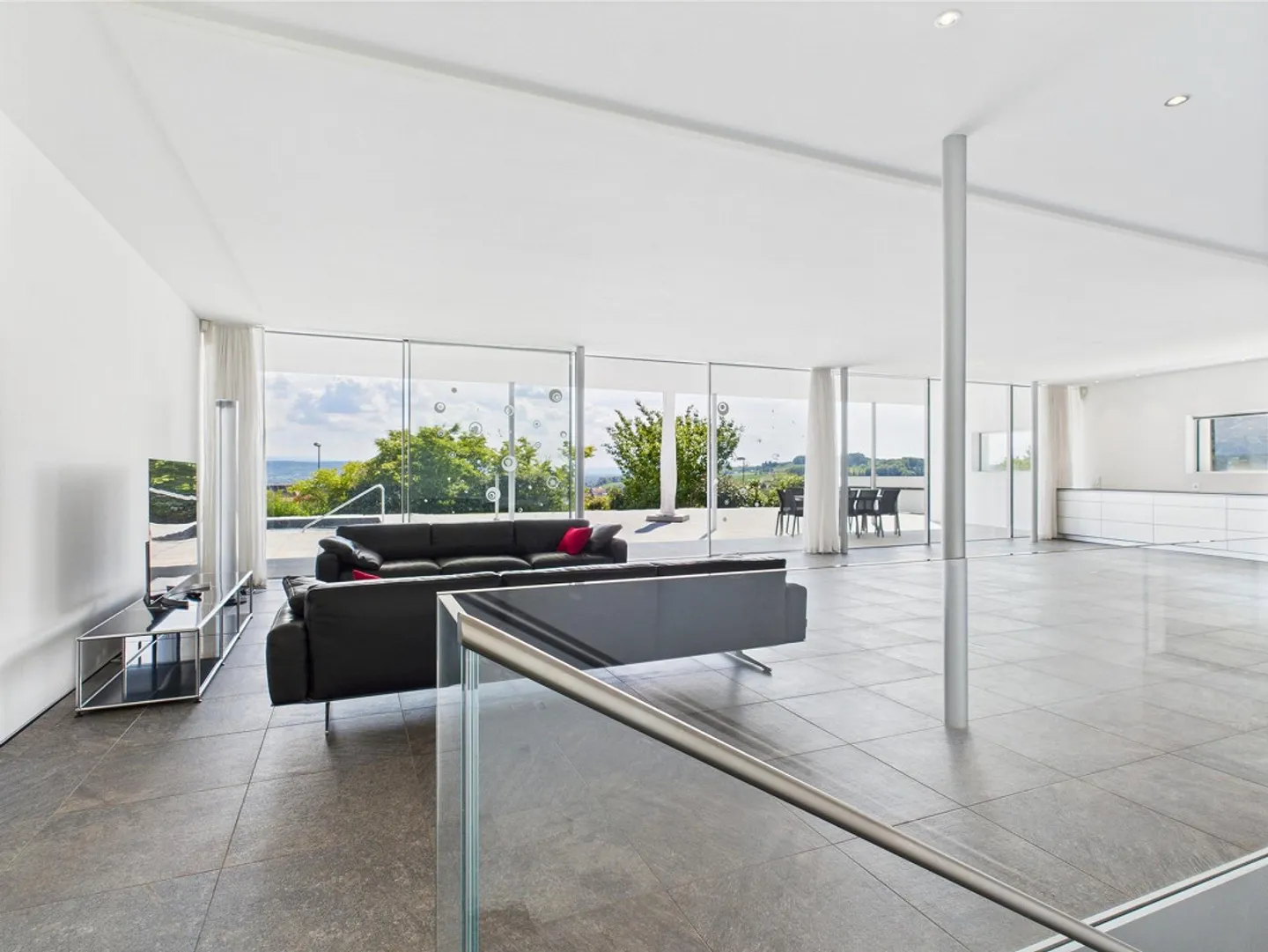 Villa moderna con vista da sogno - Foto 6 di 17