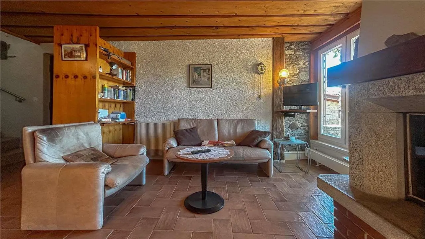 Maison rustique fascinante avec une vue ouverte imprenable sur les montagnes - Photo 8 sur 13