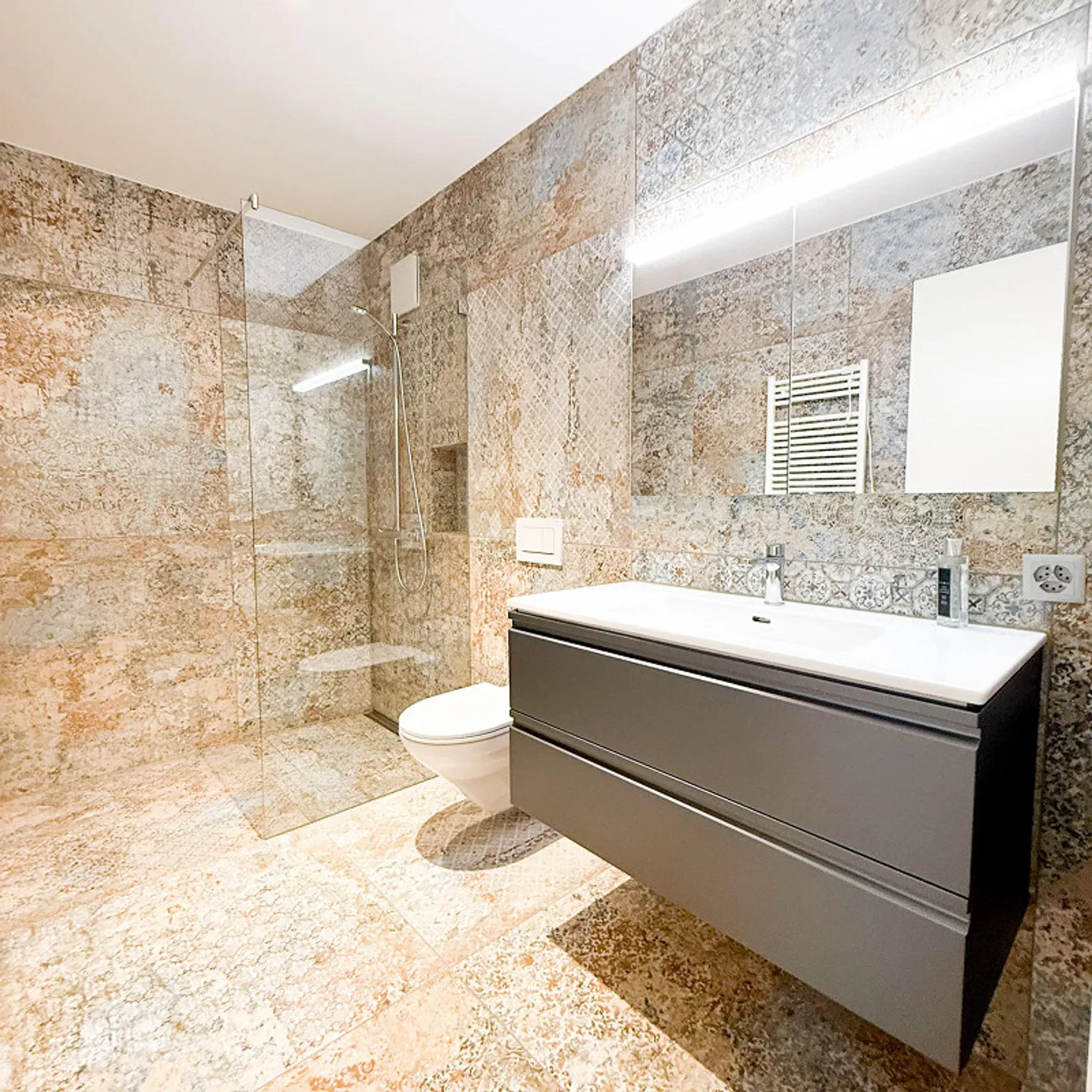 3.5-room apartment in a sought-after residential area in Binningen - Photo 5 of 13