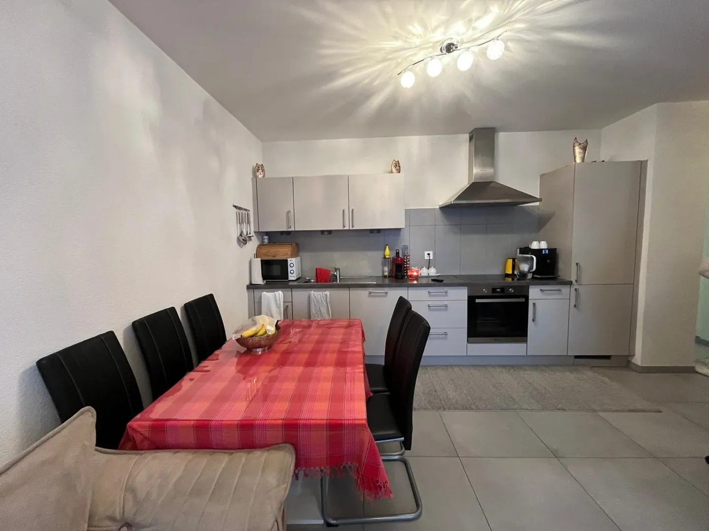 Appartement de 3,5 pièces plein centre ville avec ascenseur. - Photo 5 sur 20