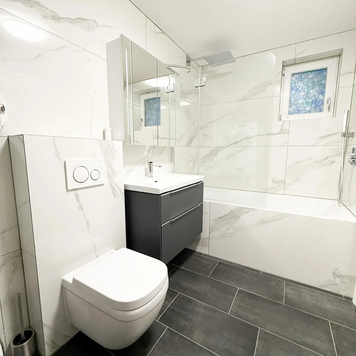 3.5-room apartment in a sought-after residential area in Binningen - Photo 11 of 13