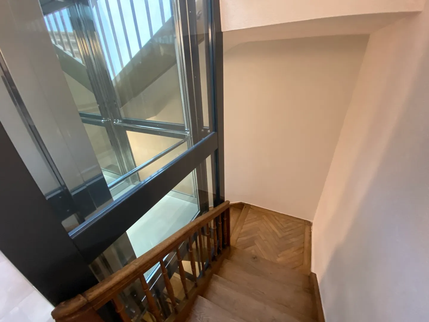 Appartement de 3,5 pièces plein centre ville avec ascenseur. - Photo 14 sur 20