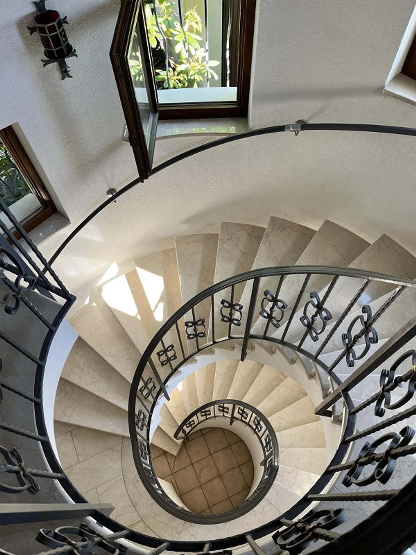 There are houses that convince - and there are houses that inspire - Photo 6 of 11