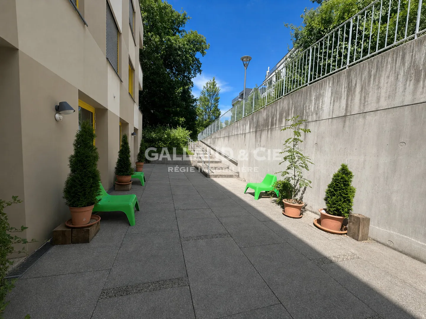 Spazio generoso per professione medica o uffici - ~164 m² - Foto 3 di 9