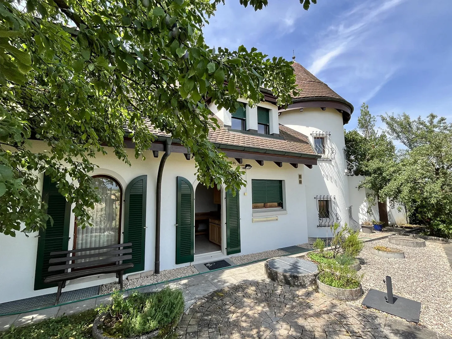 There are houses that convince - and there are houses that inspire - Photo 9 of 11