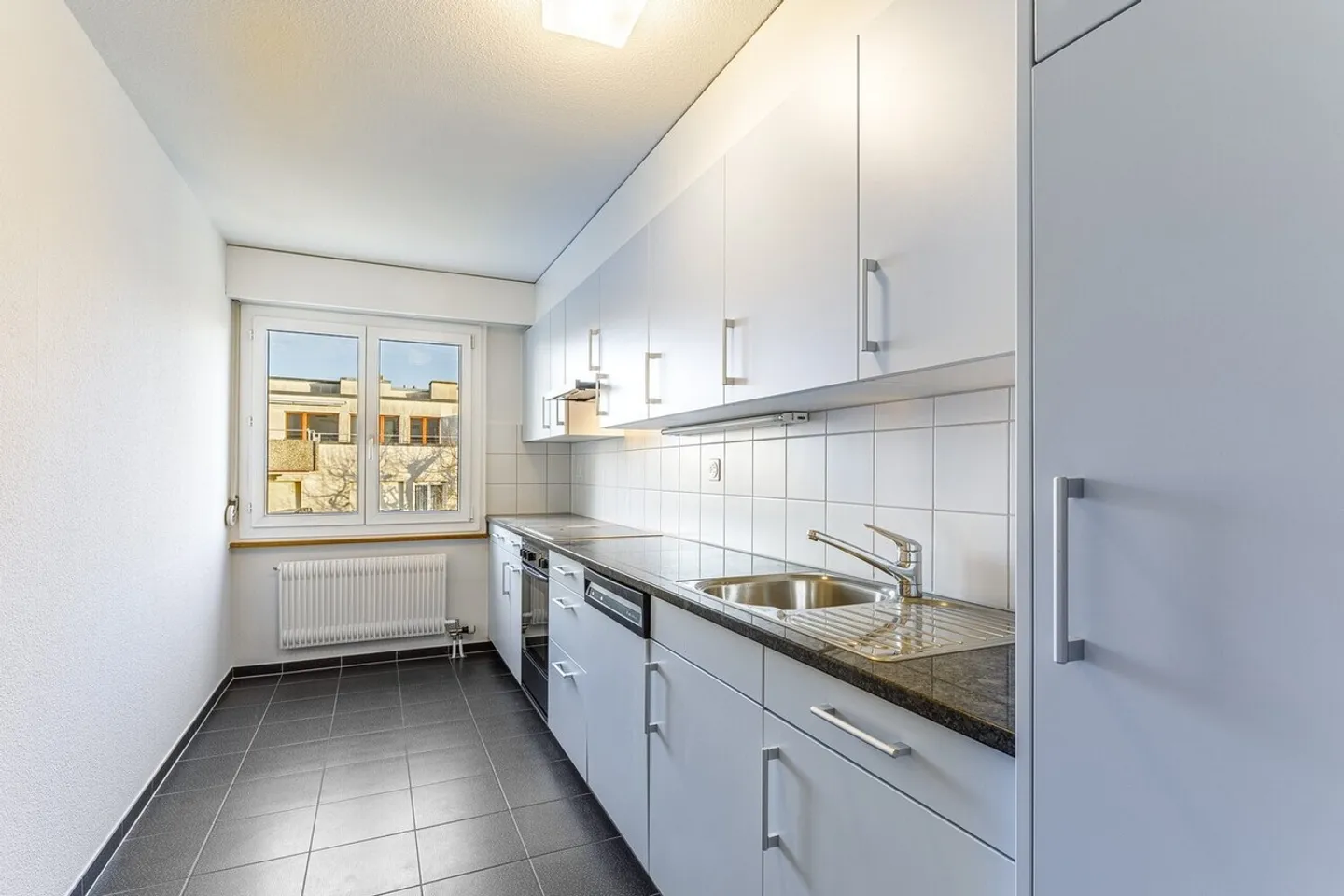 Appartamento attico attraente di 4,5 stanze – ora con 1 mese gratuito! - Foto 4 di 8