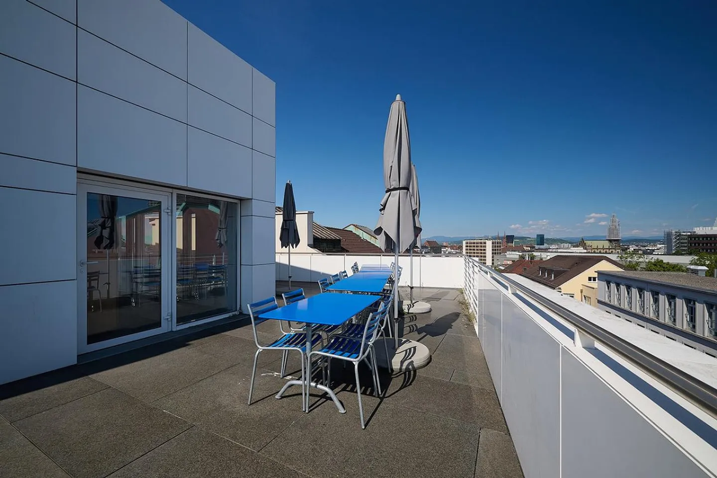 Shop/Office 64m2 - Office spaces approx. 200 to 400m2 - next to SBB train station - Photo 10 of 13