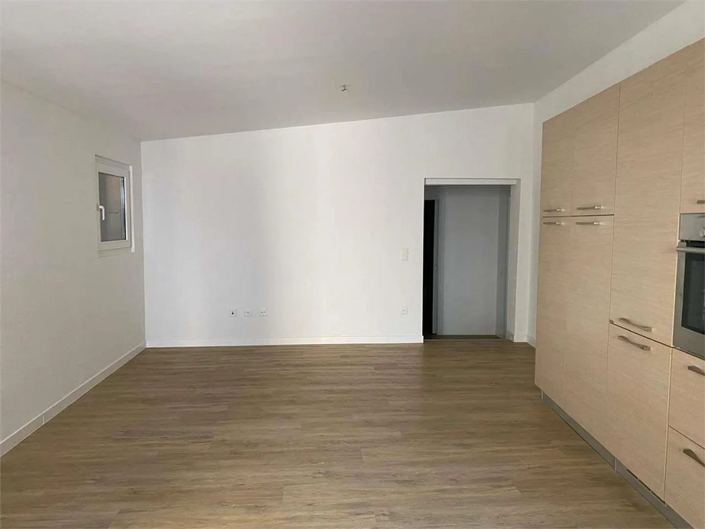 Caslano, beautiful 3.5-room apartment just steps from the lake - Photo 1 of 10