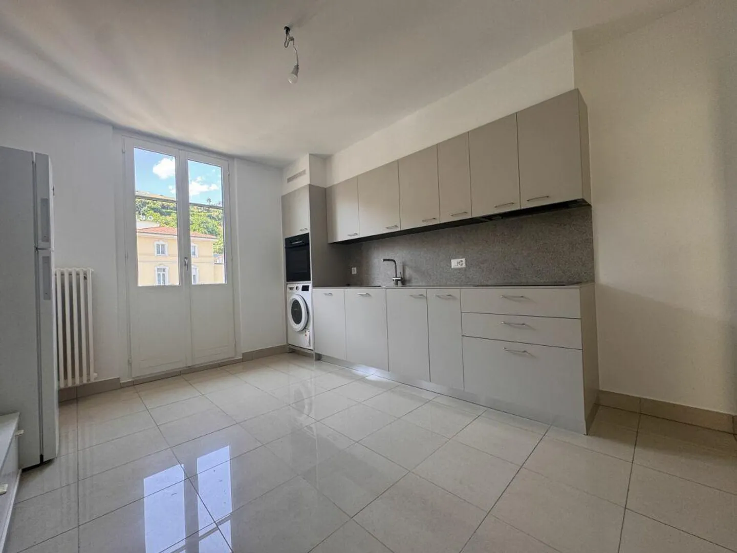 Appartamento Charmante con Vista Lago - Foto 4 di 12