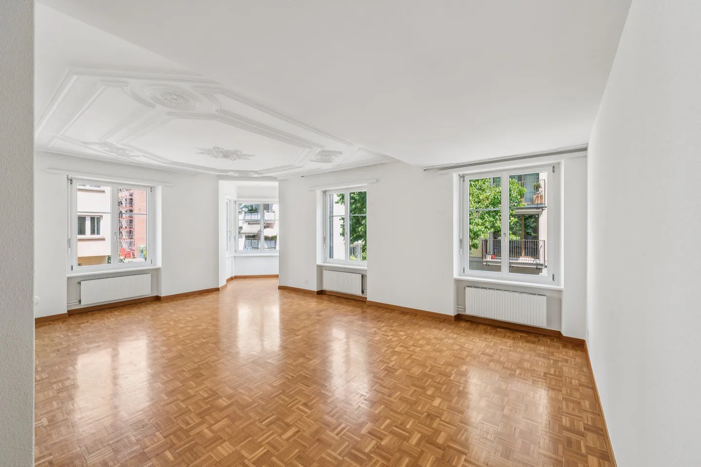 Living in Wiedikon: Attractive 3.5-room apartment in a prime location - Photo 3 of 12