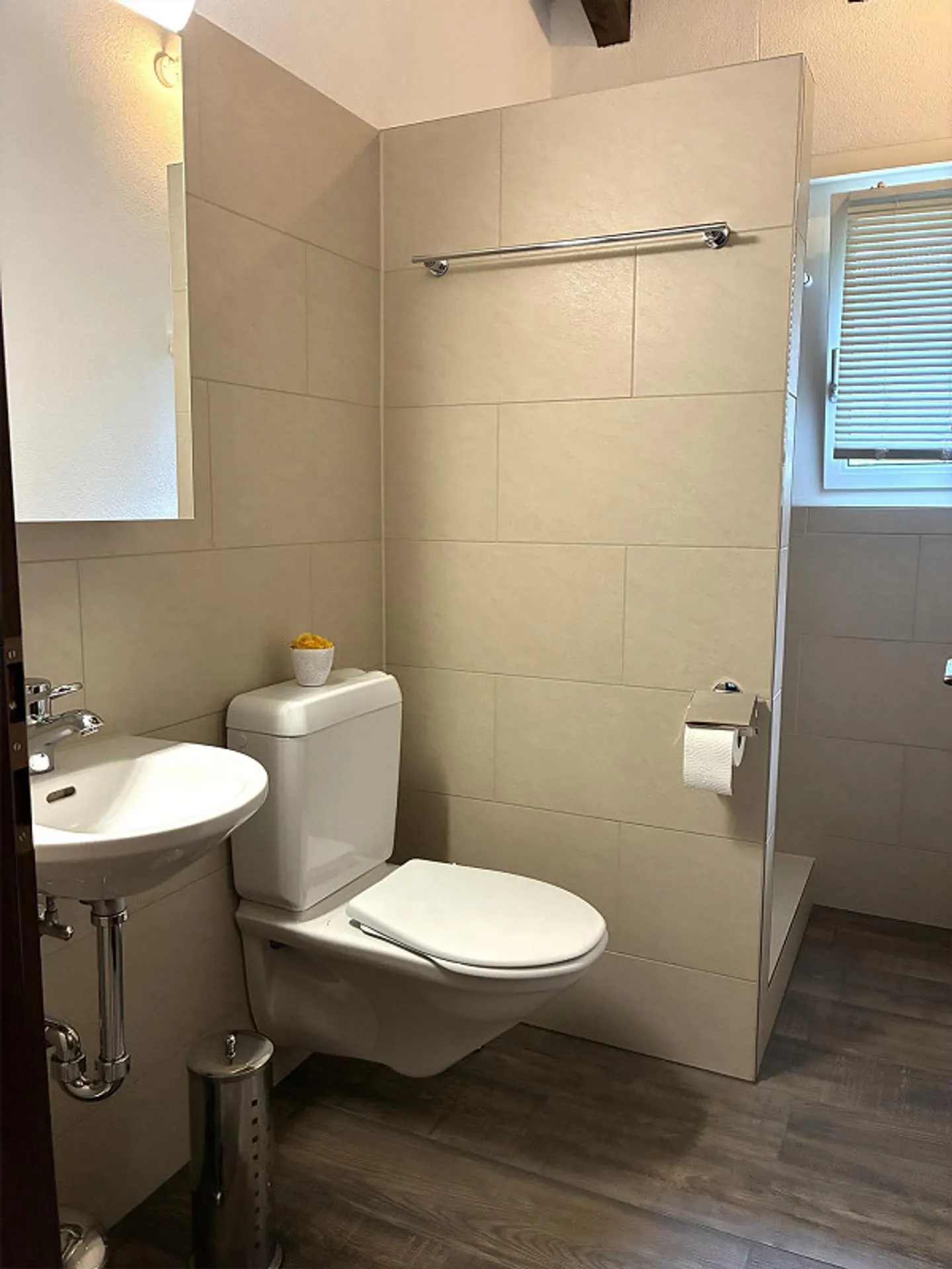 Casa unifamiliare indipendente di 5½ locali con ufficio - Foto 14 di 17