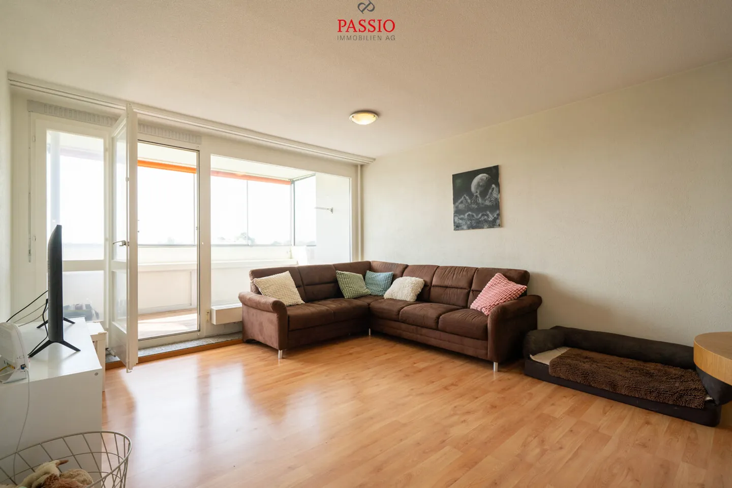 Ampio appartamento di 5,5 stanze con vista panoramica in posizione centrale - Foto 7 di 25