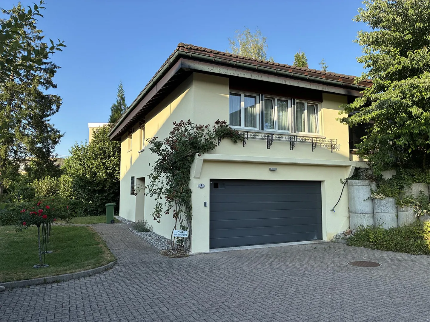 Casa unifamiliare indipendente di 5½ locali con ufficio - Foto 1 di 17