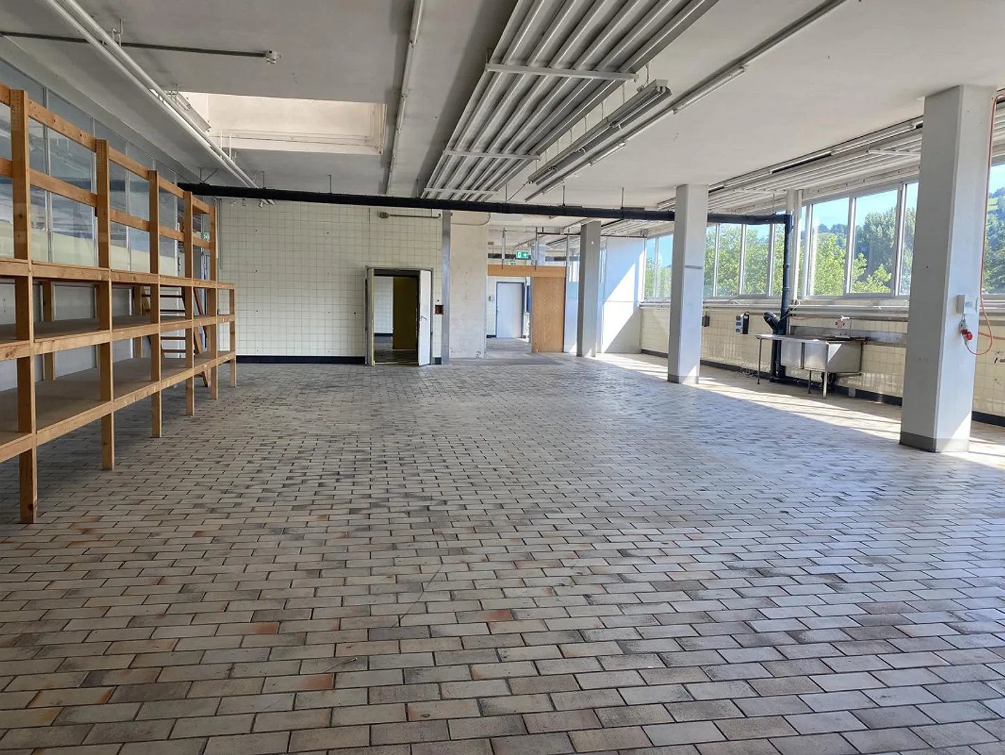 Nous avons de l'espace - vous avez l'idée ! - Photo 2 sur 4
