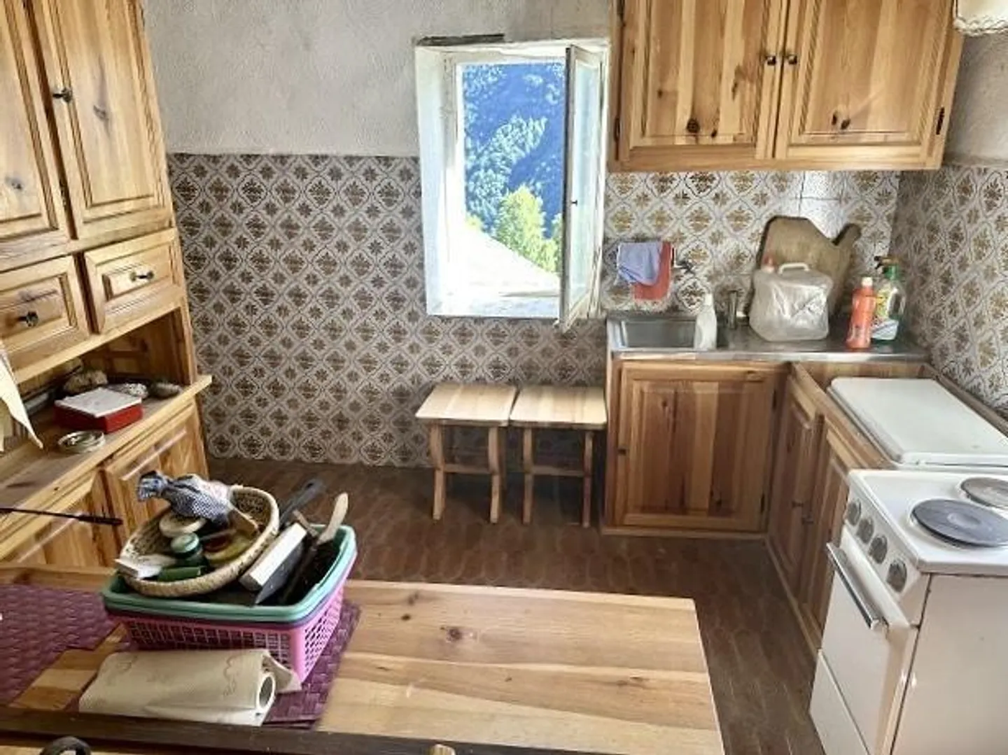 Rustique de 3 pièces avec terrain de prairie dans un emplacement très calme avec vue - Photo 6 sur 27