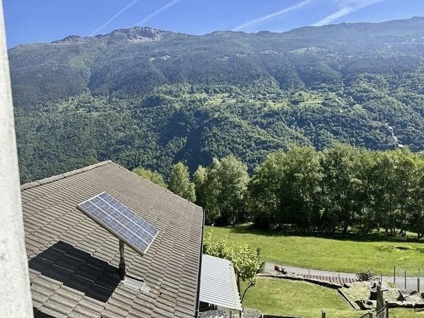 Rustique de 3 pièces avec terrain de prairie dans un emplacement très calme avec vue - Photo 15 sur 27