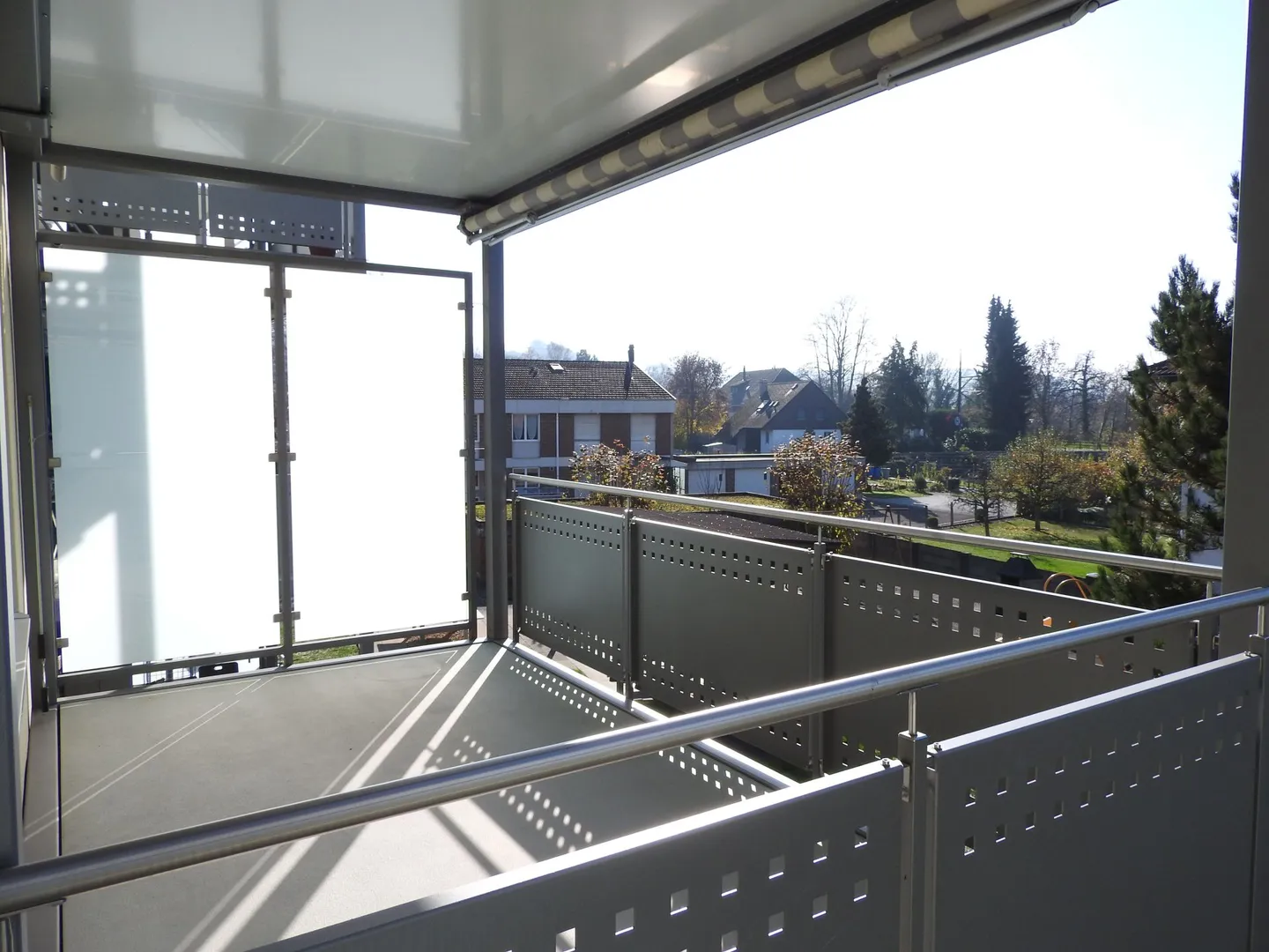 Appartamento 3 1/2 locali nel bel quartiere di Blüemlismatt - Foto 8 di 9