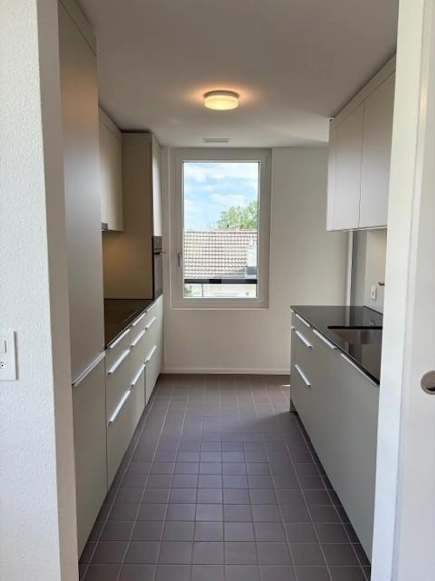 3.5 Room Apartment in Excellent City Location - Photo 3 of 11