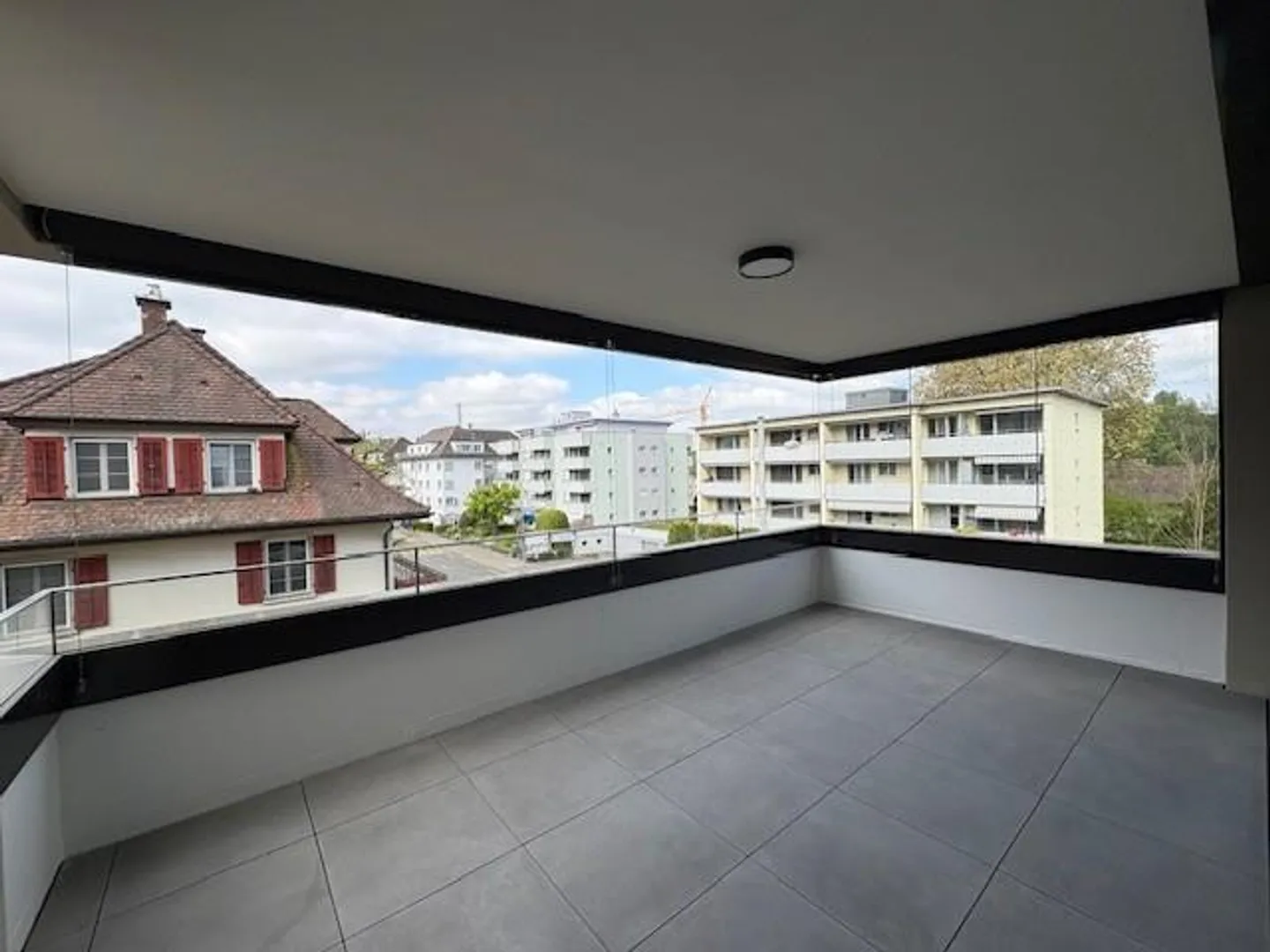 3.5 Room Apartment in Excellent City Location - Photo 4 of 11