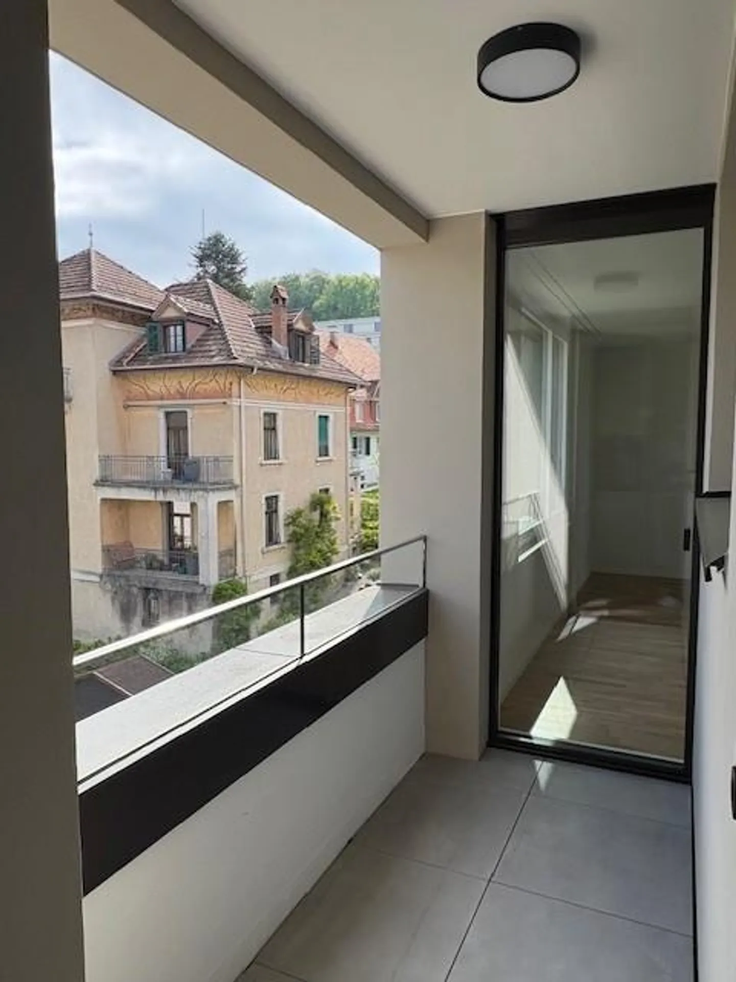 3.5 Room Apartment in Excellent City Location - Photo 5 of 11