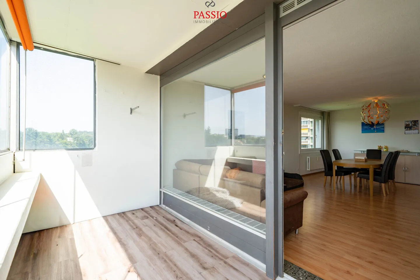 Ampio appartamento di 5,5 stanze con vista panoramica in posizione centrale - Foto 21 di 25
