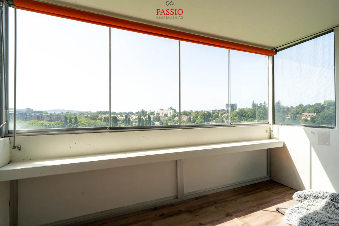 Ampio appartamento di 5,5 stanze con vista panoramica in posizione centrale - Foto 19 di 25