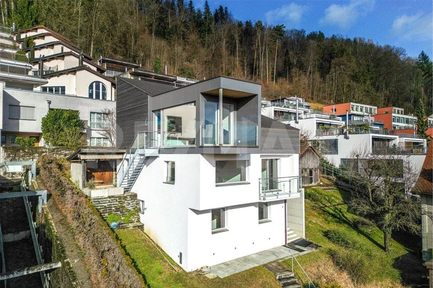 Exklusives Wohnerlebnis mit Panoramablick auf die Alpen - Foto 1 von 13