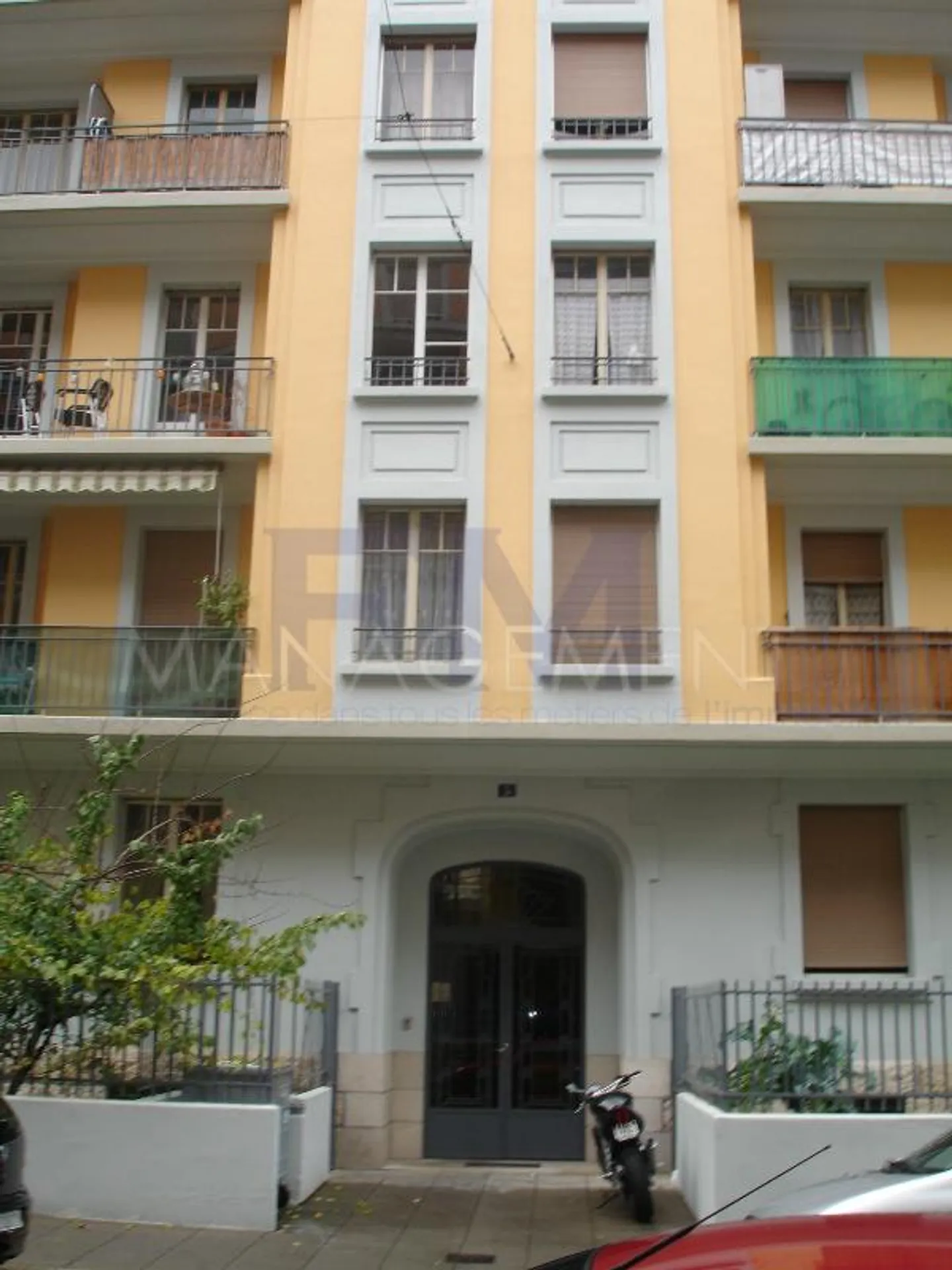 Renoviertes Apartment in Servette - Foto 1 von 2