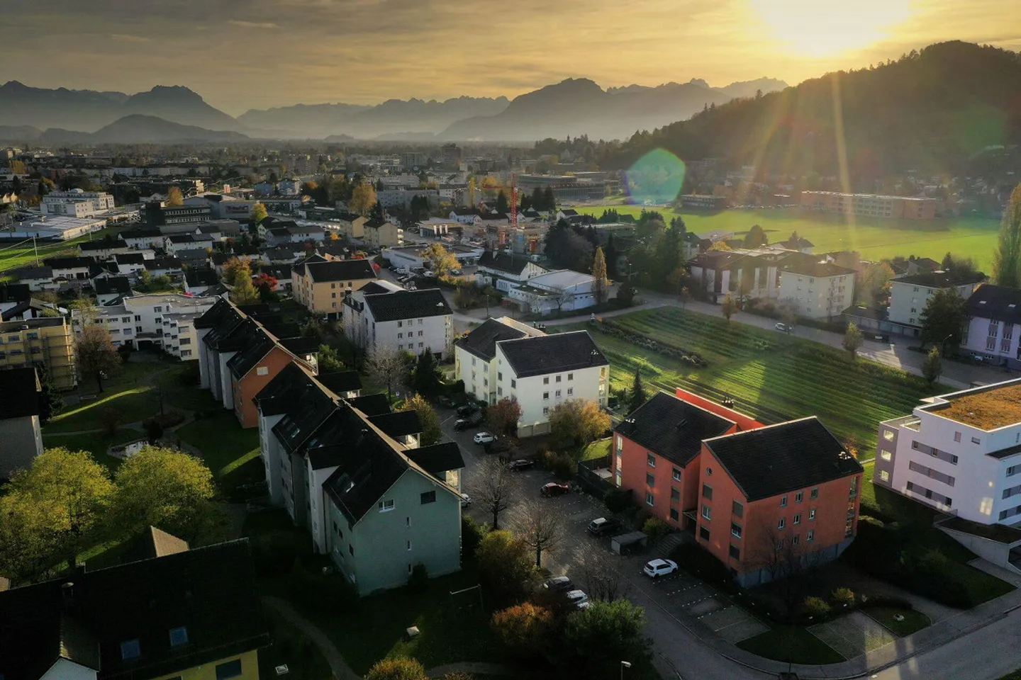 Geräumige 3.5-Zimmerwohnung - Foto 2 von 13