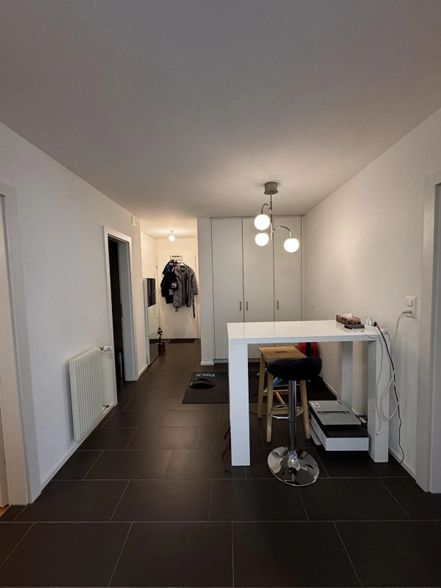 Appartement de 2,5 pièces situé au cœur de Zurich avec balcon - Photo 5 sur 6