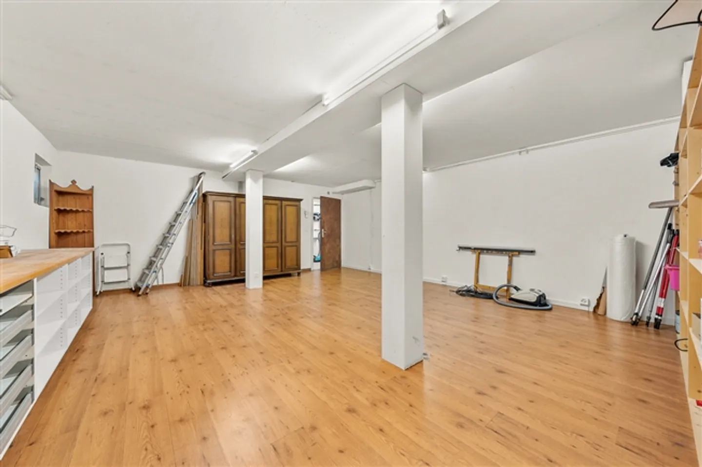 Magnificent independent property with stunning views - Photo 18 of 18