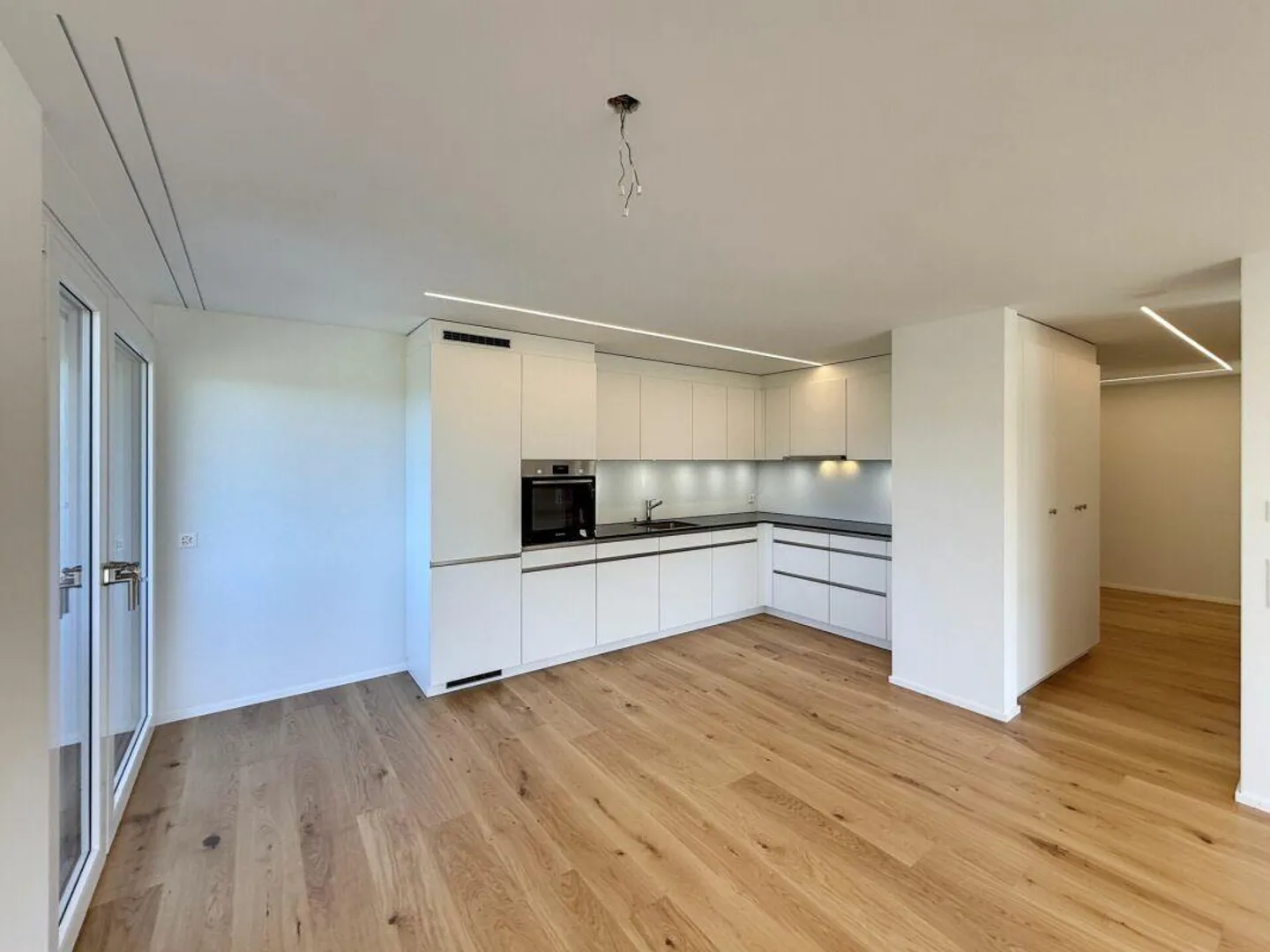 Modernes Apartment mit atemberaubender Aussicht - Foto 1 von 12