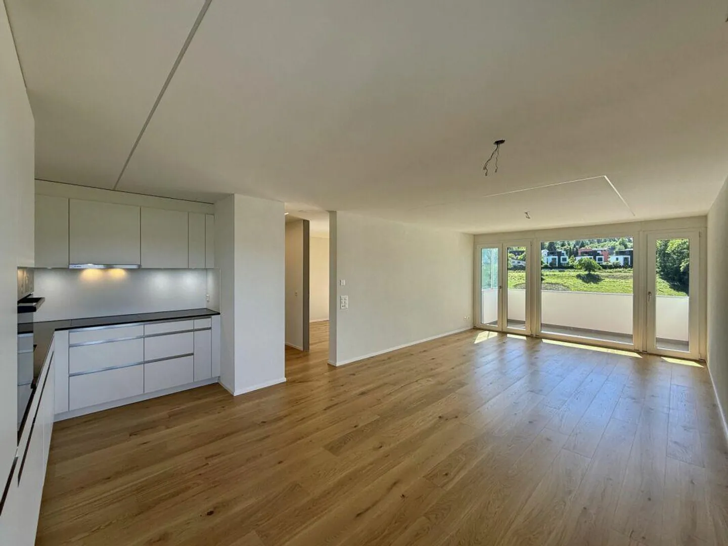 Modernes Apartment mit atemberaubender Aussicht - Foto 4 von 12