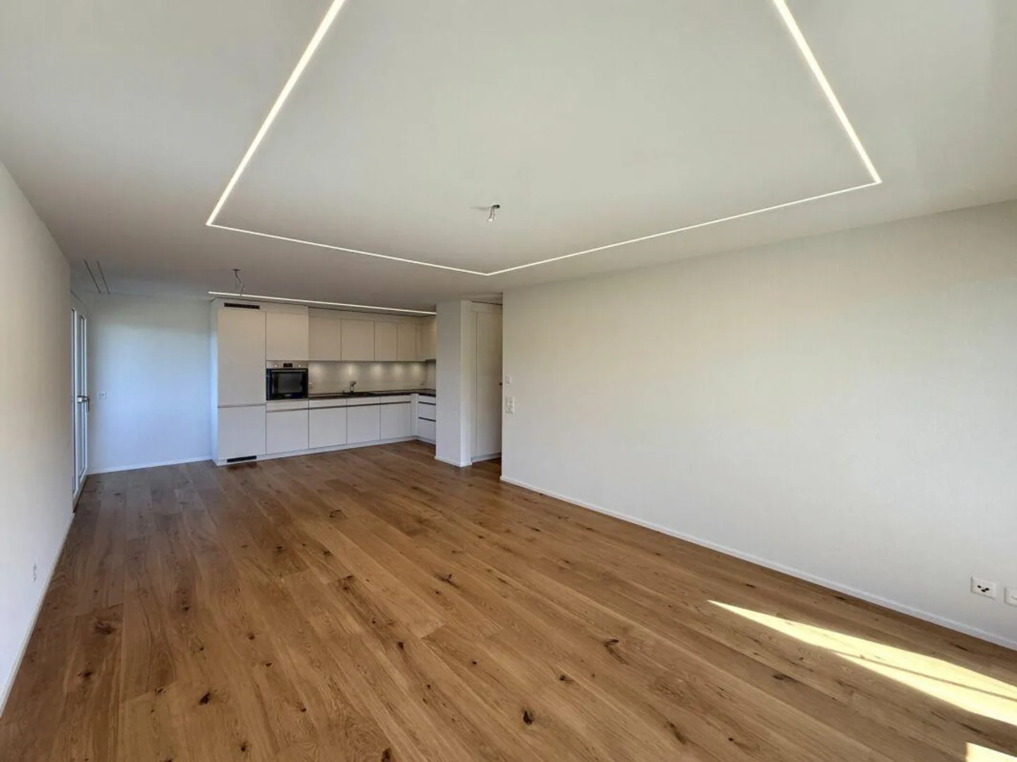 Modernes Apartment mit atemberaubender Aussicht - Foto 6 von 12