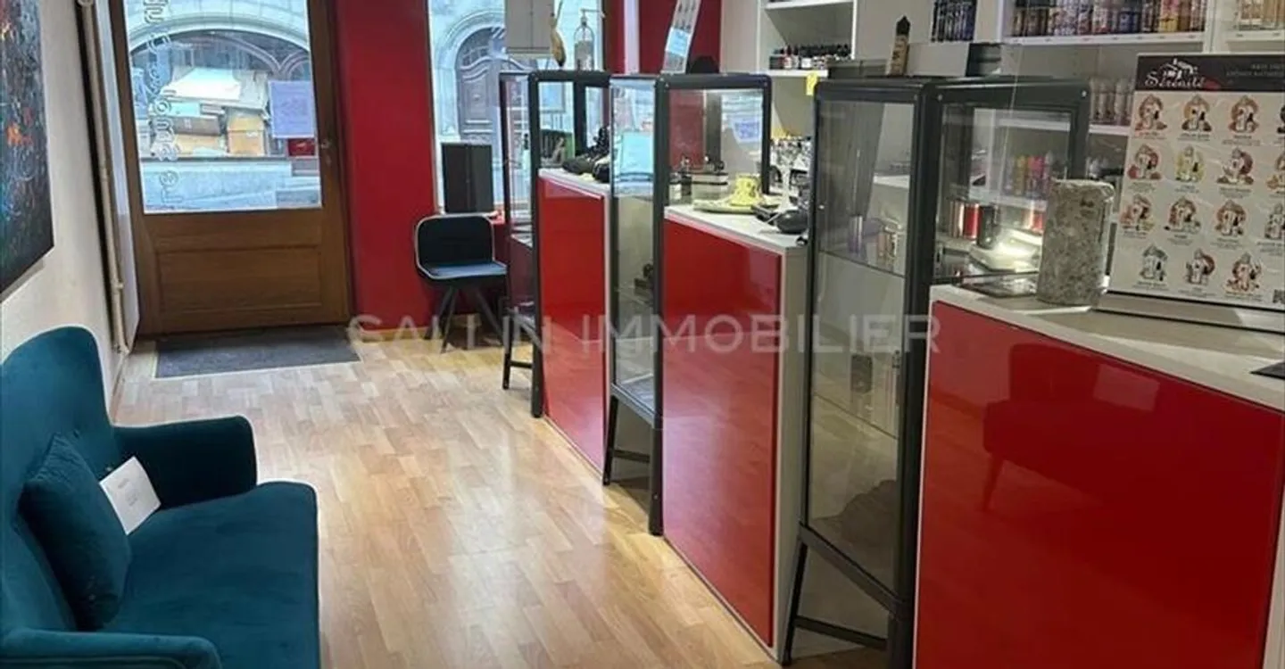 Mischgenutztes Gebäude mieten - Foto 3 von 8