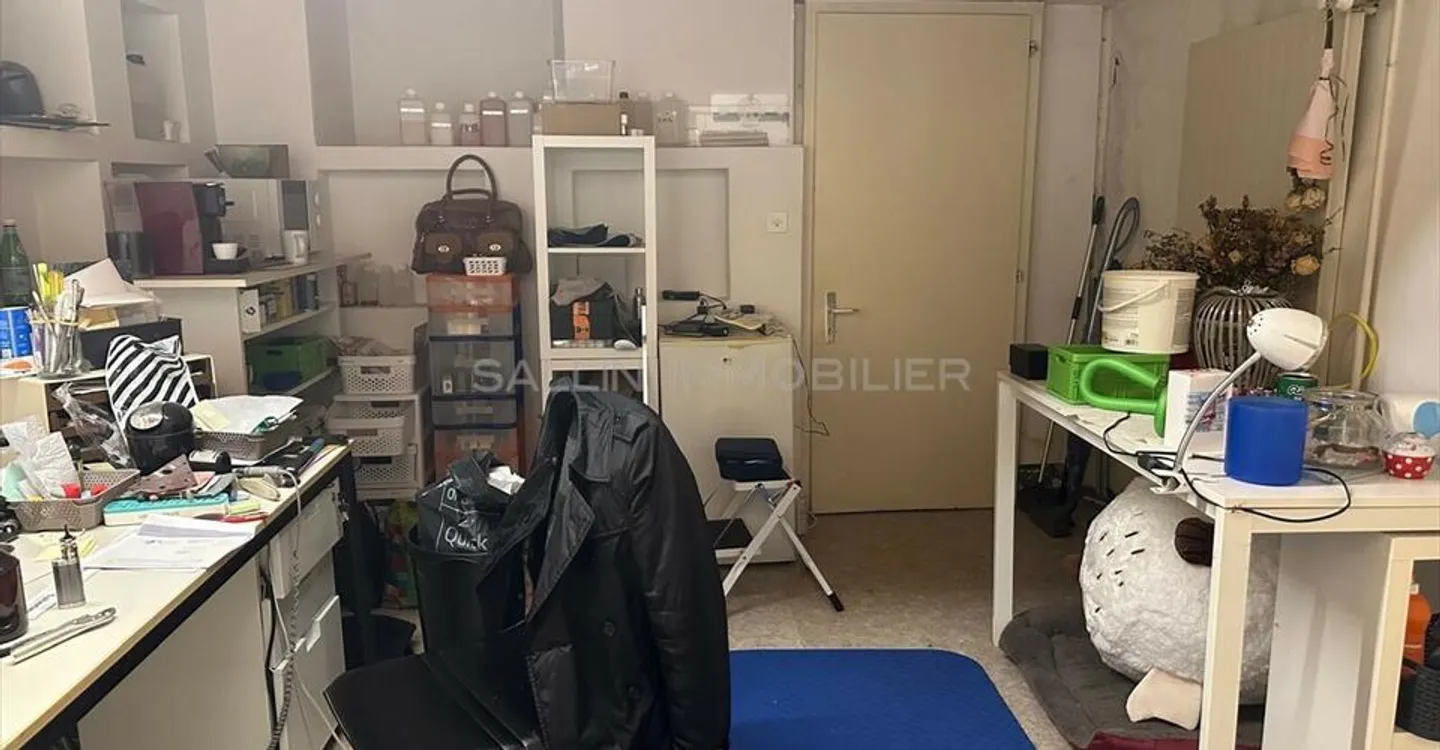 Mischgenutztes Gebäude mieten - Foto 8 von 8