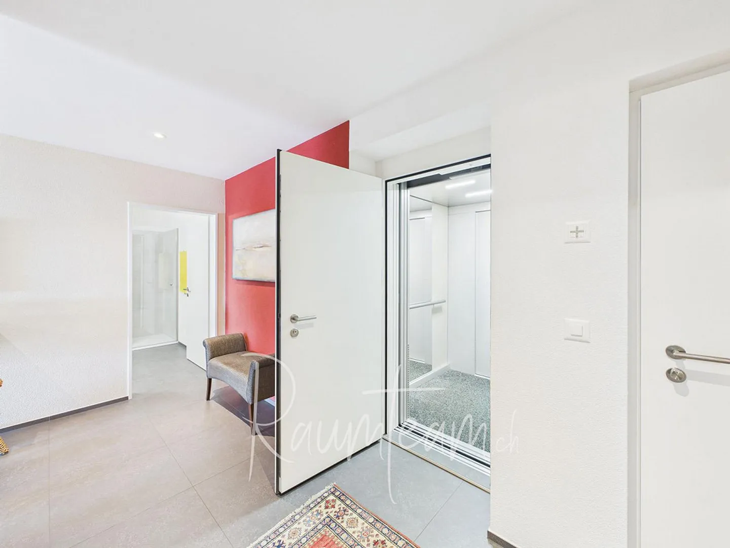 Geräumige Wohnung mit Bergsicht - Foto 10 von 14