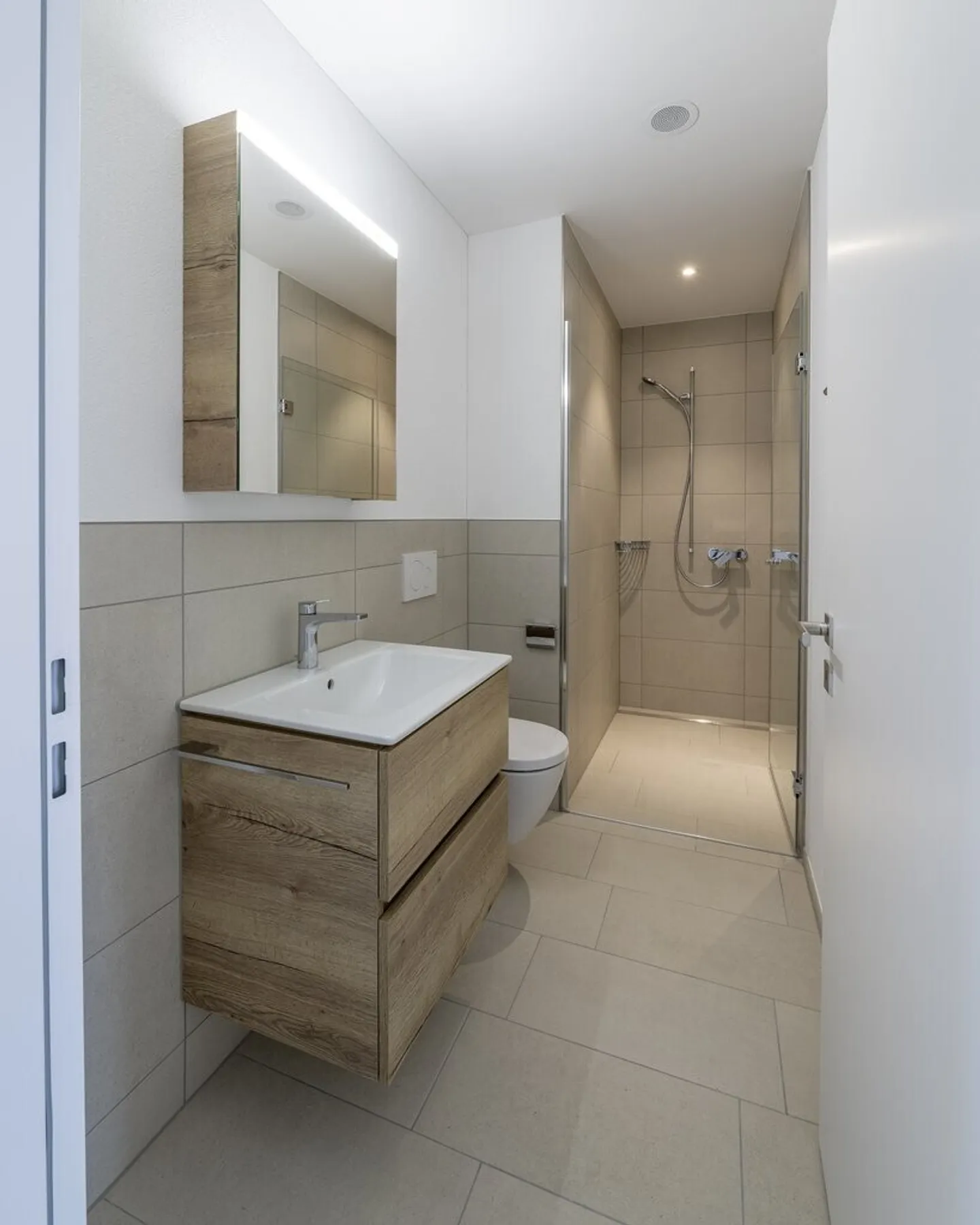 Space for the whole family - Photo 8 of 10
