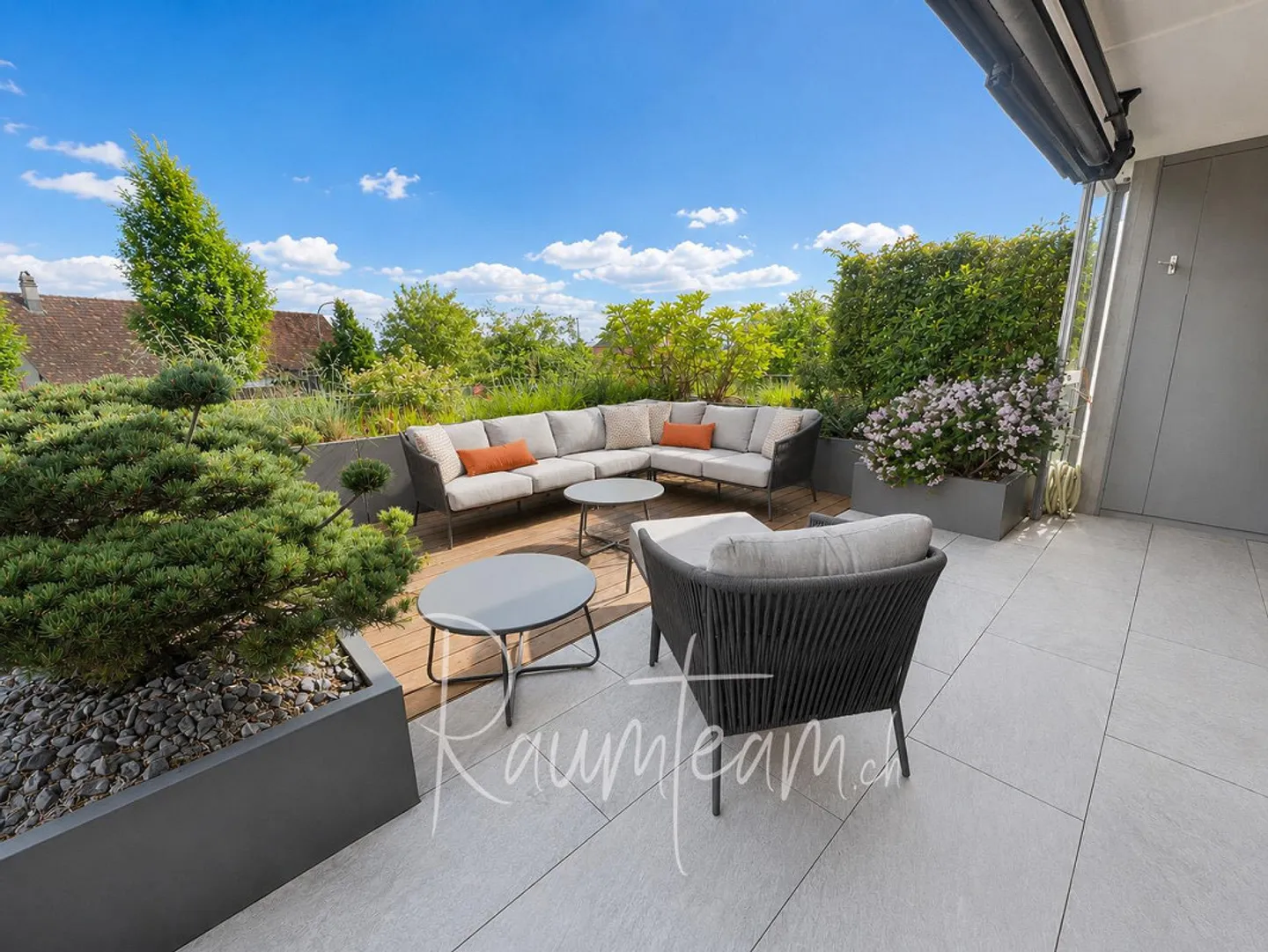 Geräumige Wohnung mit Bergsicht - Foto 5 von 14