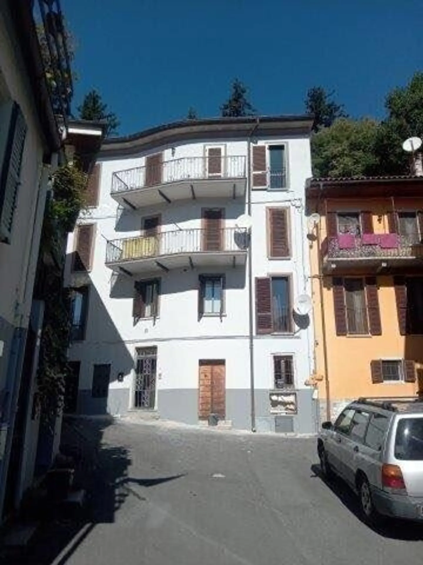 Beautiful 1.5-room apartment on the 1st floor in the village center - Photo 1 of 12