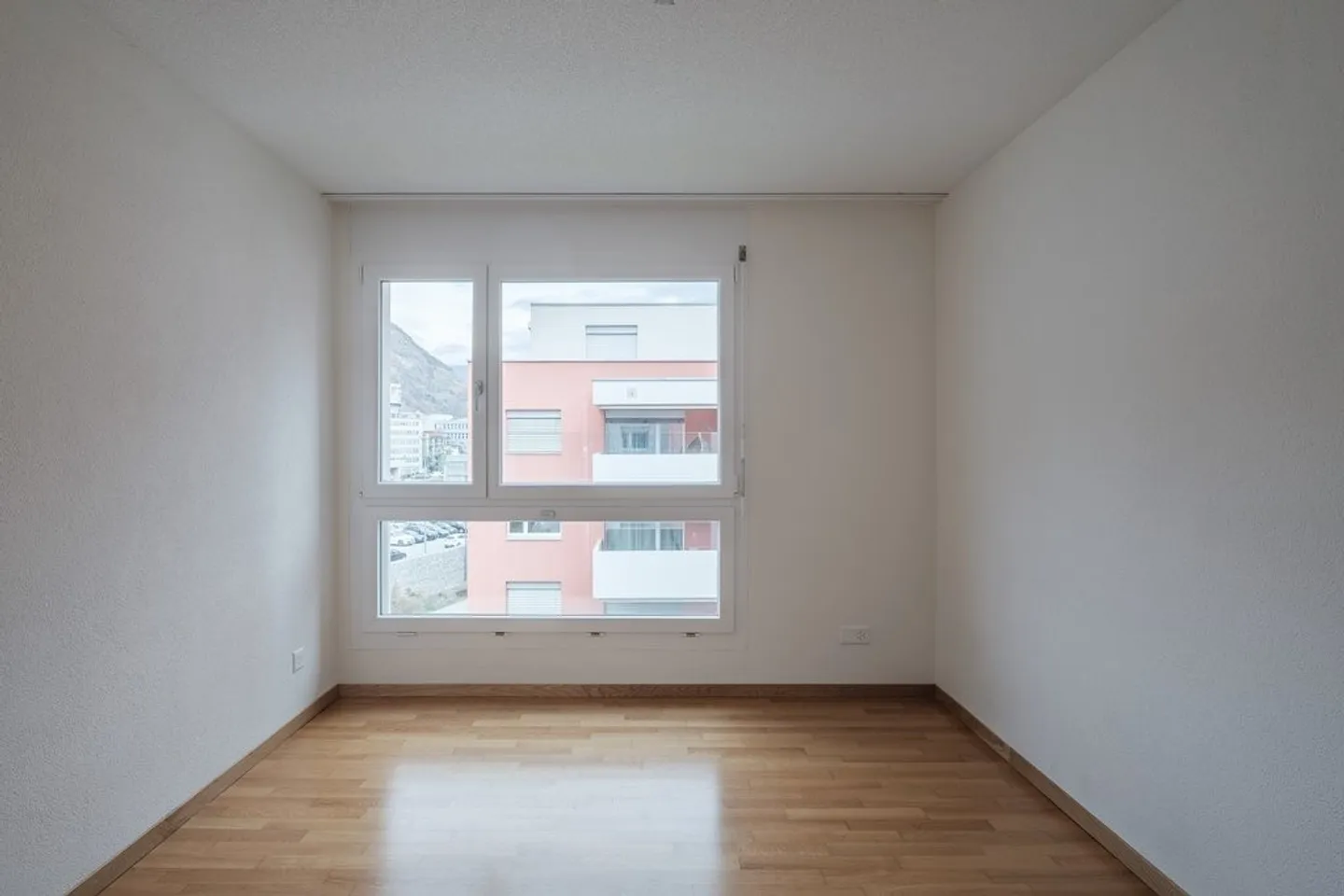 Moderne 5.5-Zimmerwohnung - Foto 4 von 10