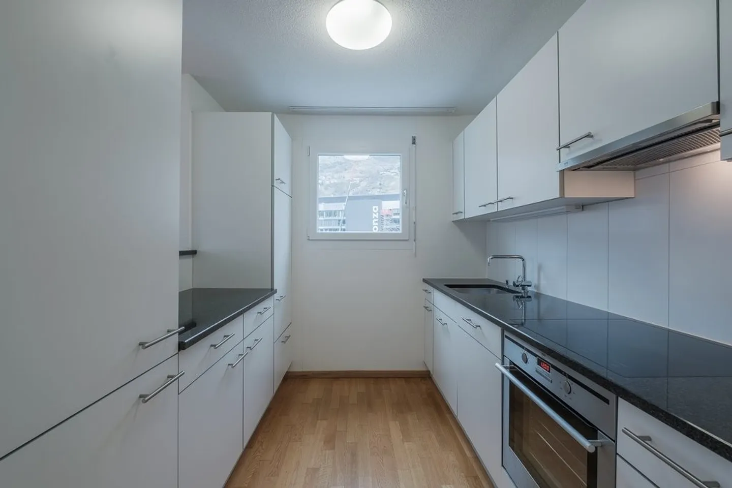 Moderne 5.5-Zimmerwohnung - Foto 6 von 10