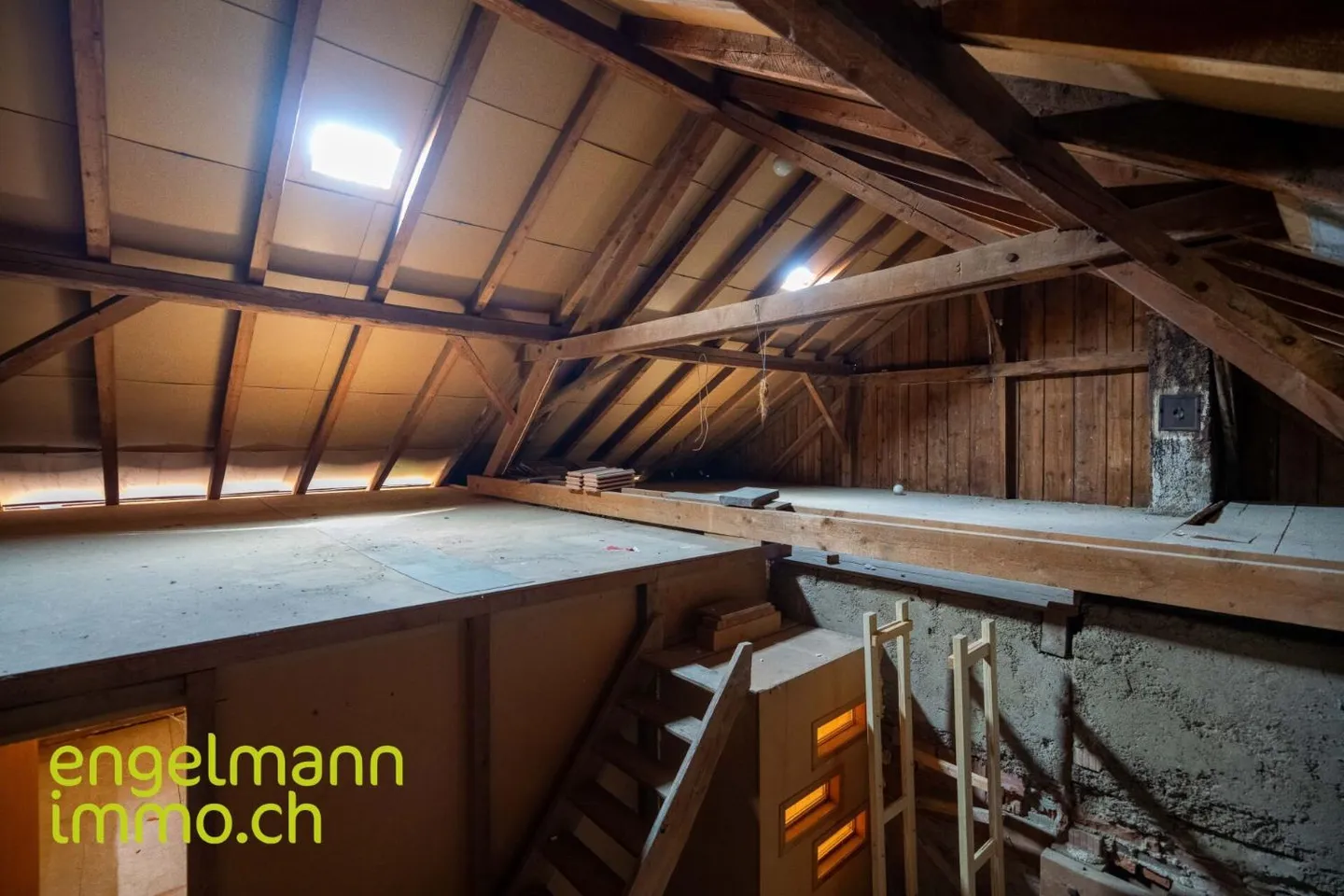 Vielseitiges Duplex mit Werkstatt - Foto 13 von 13