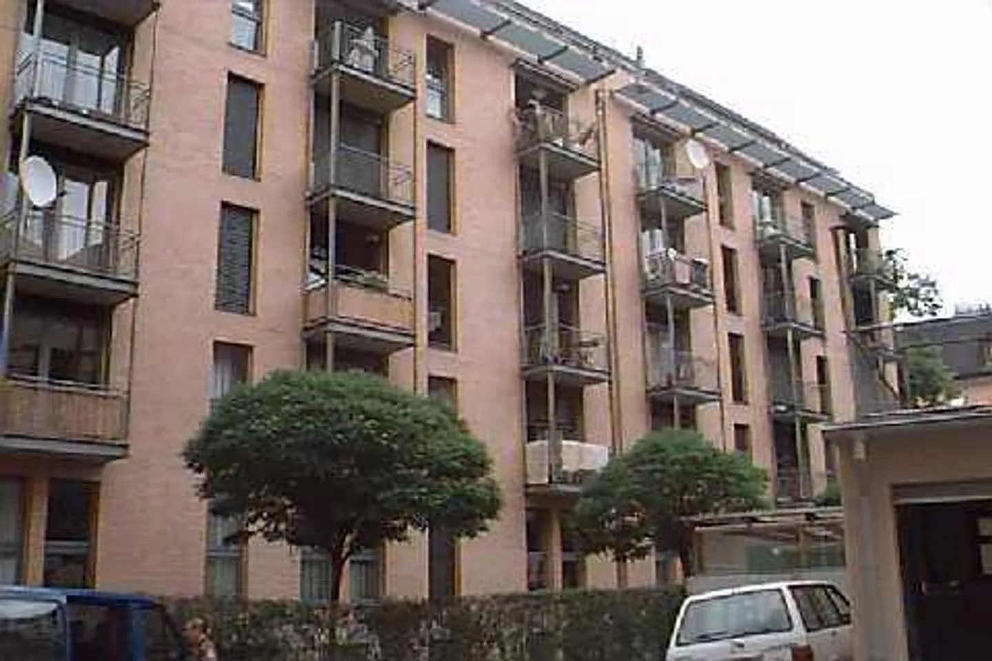 Place de Parking Sécurisée à Zurich - Photo 1 sur 3