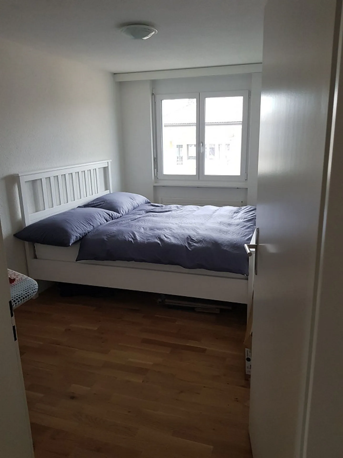 Ampio appartamento di 3,5 stanze con camino - Foto 10 di 11